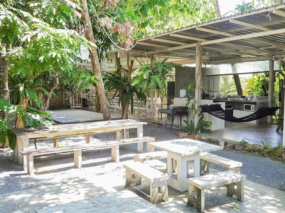 Glur Hostel Ao Nang Exterior foto