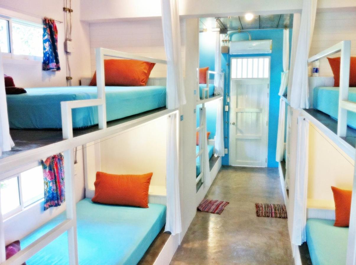 Glur Hostel Ao Nang Habitación foto